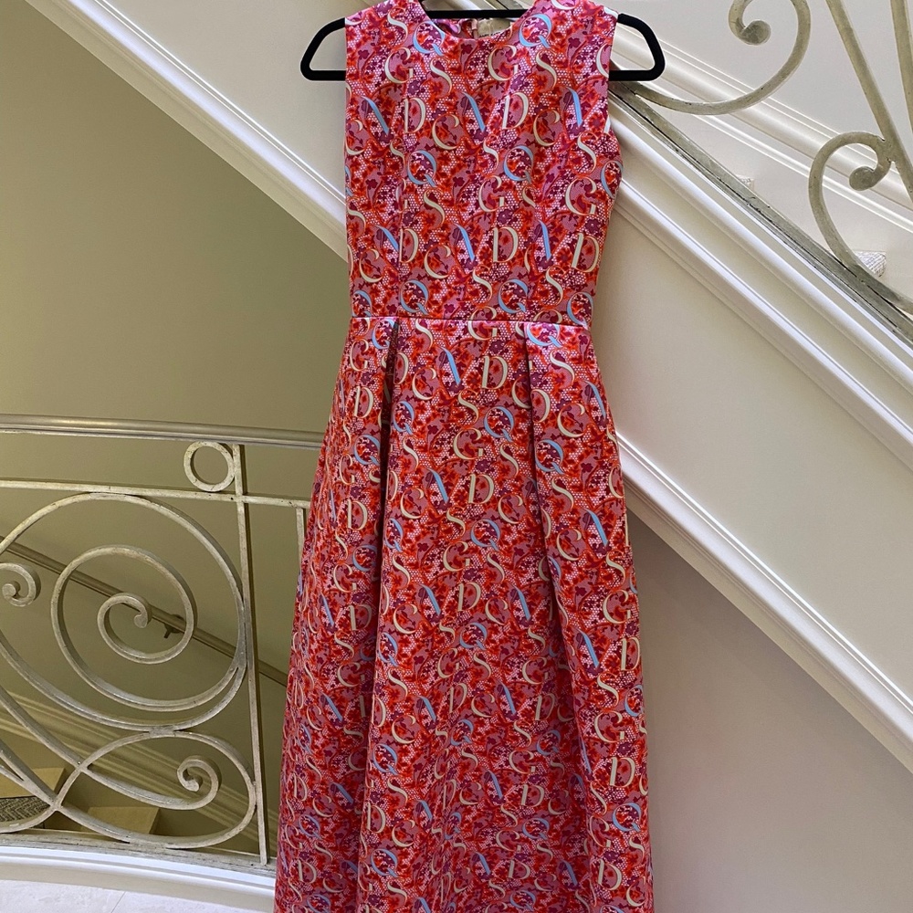 Gown